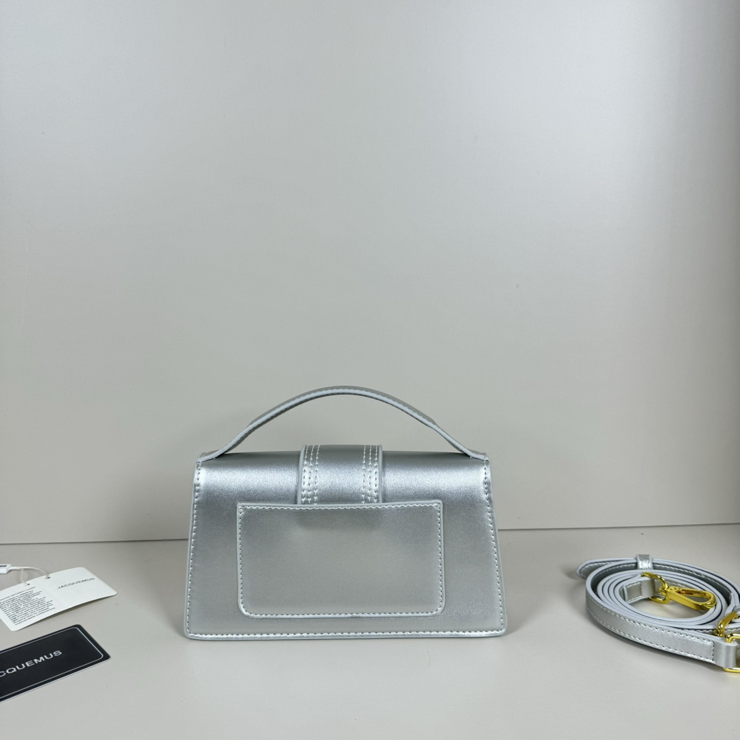 Jacquemus Satchel Bags